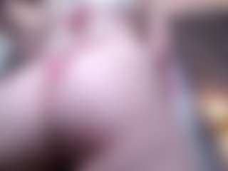 Live cam show with HairyValeri - Fingers on SinfulBabes