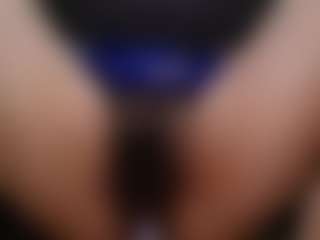 Live cam show with HairyValeri - Skinny on Hubzter Live