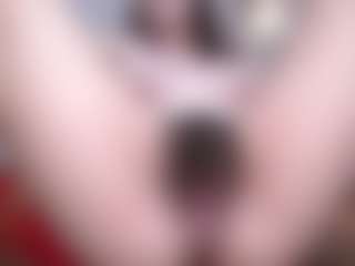 Live cam show with HairyValeri - Skinny on CamClone
