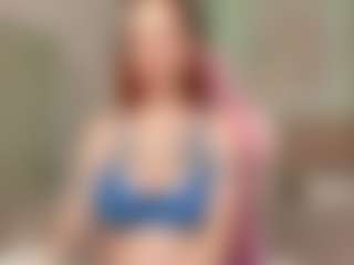 Live cam show with Liya - Skinny on Camming Site