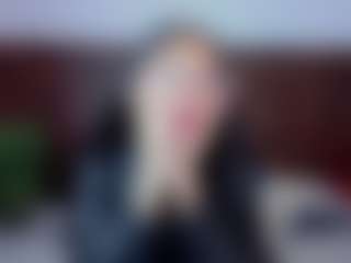 Live cam show with Lucy Liiu - Moaning on Instabang