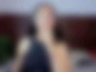 Live cam show with Lucy Liiu - Braces on Fapmatic.com