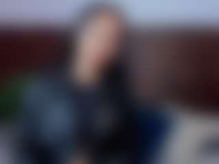 Live cam show with Lucy Liiu - Moaning on Pornisteam.com