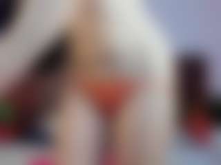 Live cam show with Lucy Liiu - Strip Asian on Sweet Sext