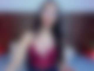 Live cam show with Lucy Liiu - Juguetes on milfzrlive.com