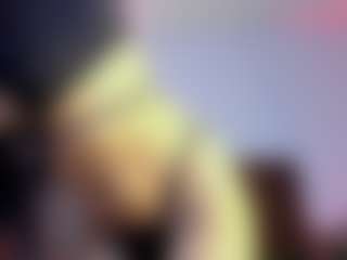 Live cam show with Lucy Liiu - Ride on Mixed Magazine Live