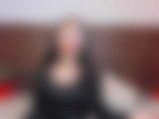 Live cam show with Lucy Liiu - Gamer Asian on StripNow
