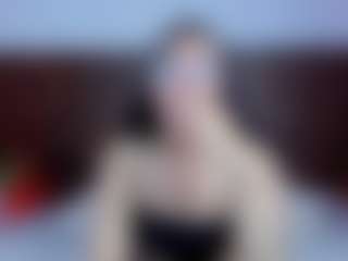 Live cam show with Lucy Liiu - Machine on Camsoda