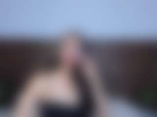 Live cam show with Lucy Liiu - Fuck Machine on madthumbs