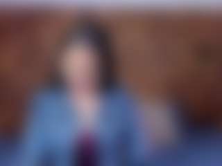 Live cam show with Lucy Liiu - Juguetes on Instabang