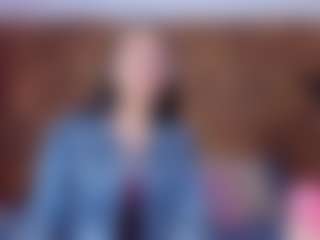 Live cam show with Lucy Liiu - Glasses on sexylive.show