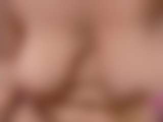 natashaa-black's Live Sex Cam Show