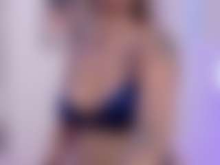 Live cam show with natashaa-black - Public on Livezox
