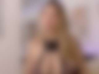 natashaa-black's Live Sex Cam Show
