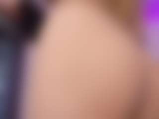 natashaa-black's Live Sex Cam Show