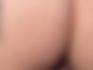 natashaa-black's Live Sex Cam Show