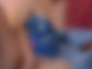 Live cam show with passionatelove - Deepthroat on Camsoda