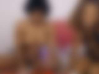 Live cam show with queendivaSash - Dirty on Chatstar