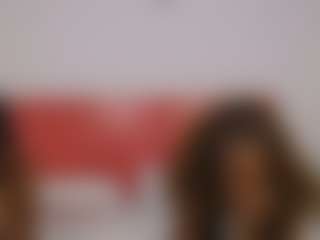 Live cam show with queendivaSash - Lovense on Camiplay Live