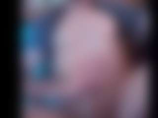 famous1tad's Live Sex Cam Show