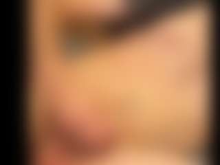 famous1tad's Live Sex Cam Show