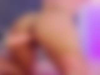 Pretty-Johnson's Live Sex Cam Show