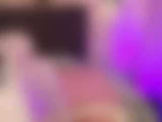 Live cam show with Pretty-Johnson - Fuck Machine on Dare Cams