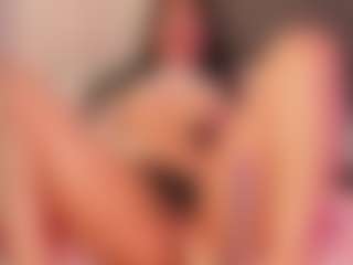 Pretty-Johnson's Live Sex Cam Show