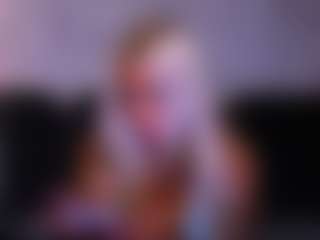 Live cam show with Cara harris - Public Mature on Camsoda