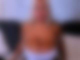 Live cam show with Cara harris - Latina Mature on Camsoda