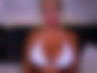 Live cam show with Cara harris - Mature on Camsoda