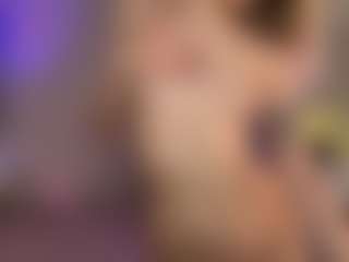 Live cam show with VikkiMoon - Blonde Hair on Pornisteam.com