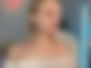 VikkiMoon's Live Sex Cam Show
