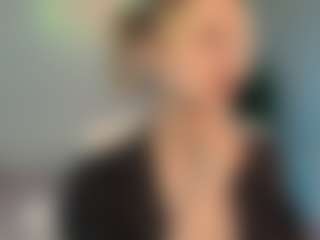 VikkiMoon's Live Sex Cam Show