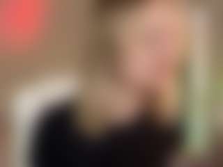 VikkiMoon's Live Sex Cam Show