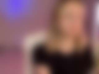 VikkiMoon's Live Sex Cam Show
