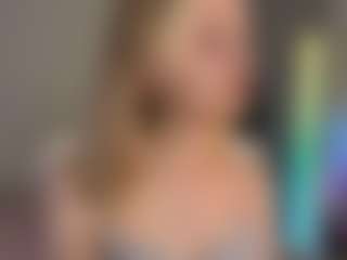 VikkiMoon's Live Sex Cam Show