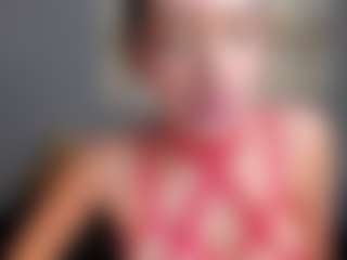 Live cam show with AmaliaCruss - Granny on chickslive.net
