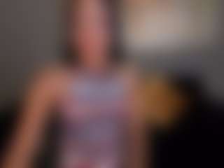 Live cam show with AmaliaCruss - Green Eyes on makecum.org