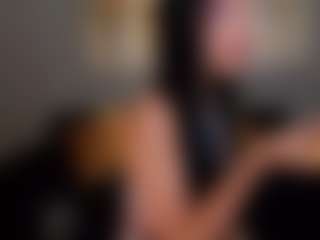 Live cam show with AmaliaCruss - Petite on Camming Site