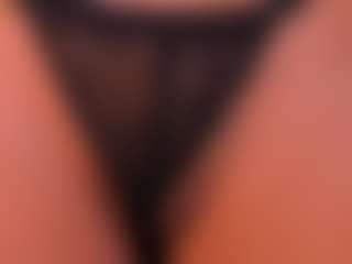 AmaliaCruss's Live Sex Cam Show