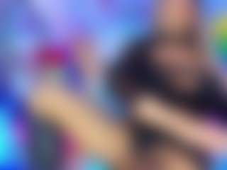 KAROLL-TS's Live Sex Cam Show