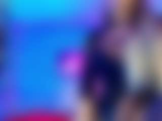 Live cam show with KAROLL-TS - Smoking on Sweet Sext