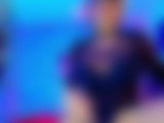 Live cam show with KAROLL-TS - Average on Cam Slut