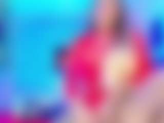 KAROLL-TS's Live Sex Cam Show