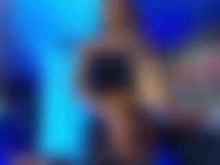 KAROLL-TS's Live Sex Cam Show