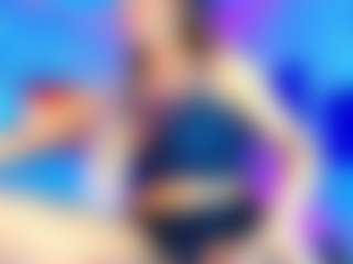 Live cam show with KAROLL-TS - Big Balls on slutload