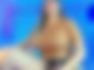Live cam show with KAROLL-TS - Drinking on xfollow cams