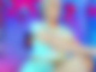 Live cam show with KAROLL-TS - Brown Eyes on Uber Horny