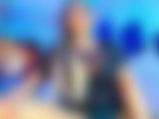 Show de cam en vivo con KAROLL-TS - Big Balls en Camsoda